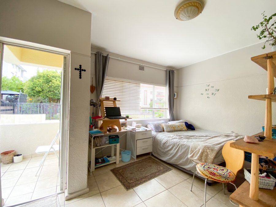 1 Bedroom Property for Sale in Oranjezicht Western Cape